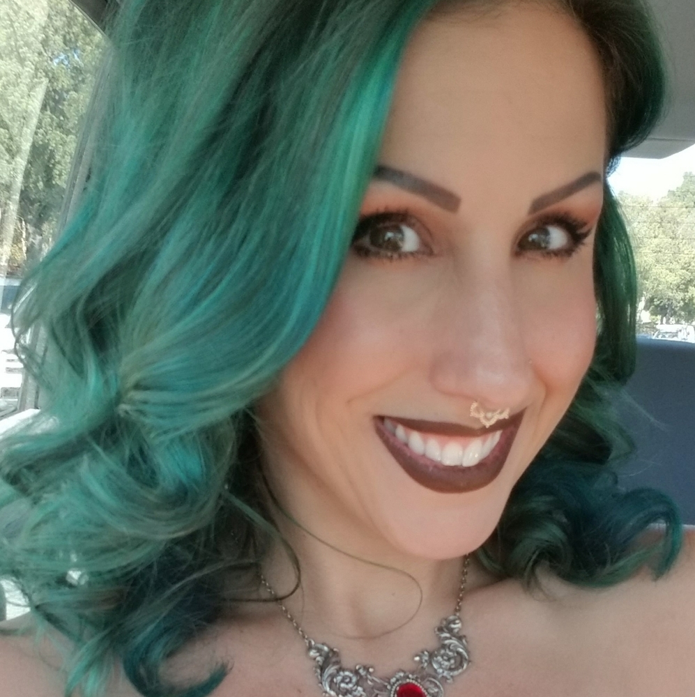 Who that giiiirrrlll, it's Jess! 🖤